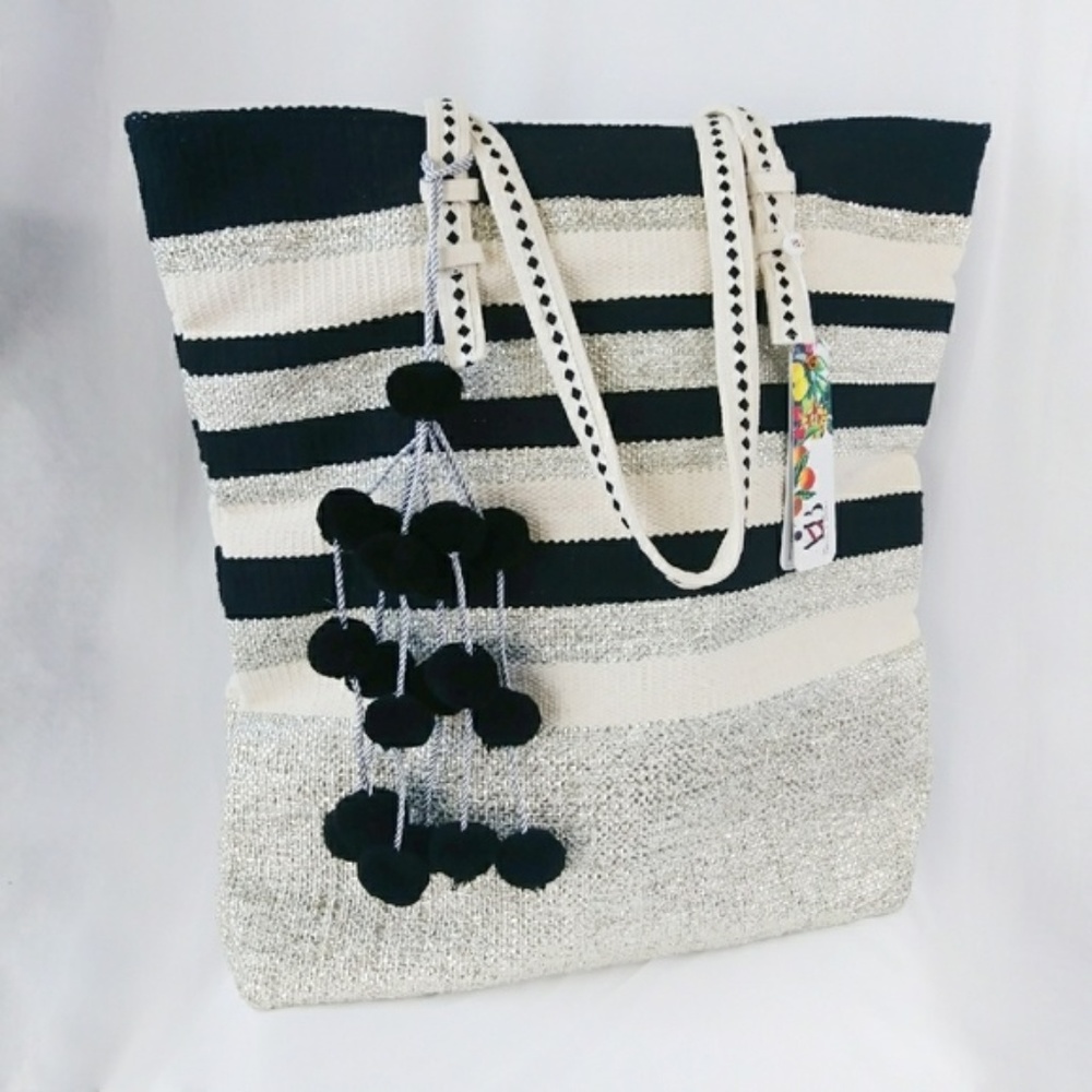 America & Beyond Fair-trade Oversize Tote